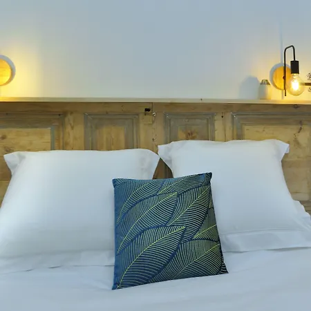 Hostal Girona-2