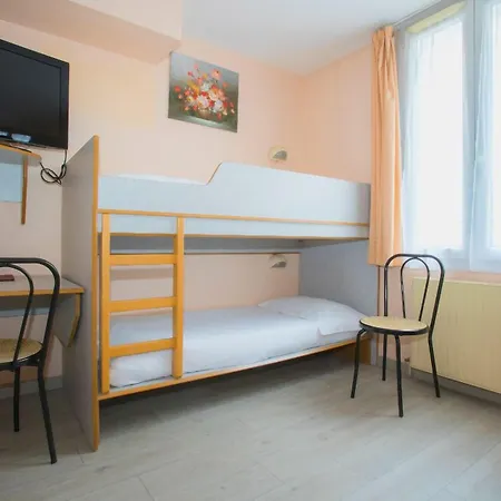 Hotel De Rosny-2