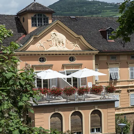 Hotel Elephant-2