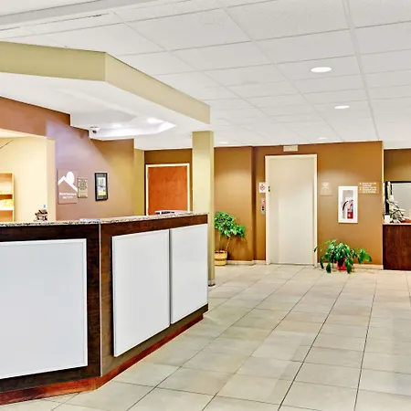 Microtel Inn & Suites By Wyndham Bryson City-3