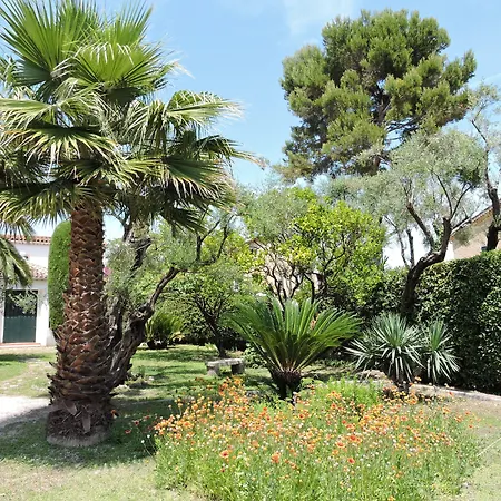 Hotel Mas Djoliba-3