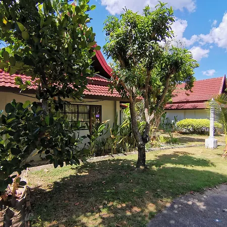 Holiday Villa, Lanta-2