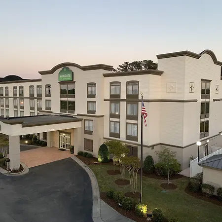 Wingate By Wyndham Southport-3