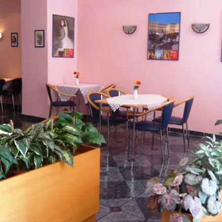 Hotel Pension Arpi-2