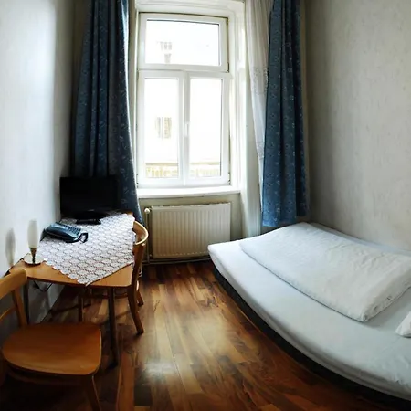 Hotel Pension Arpi-3