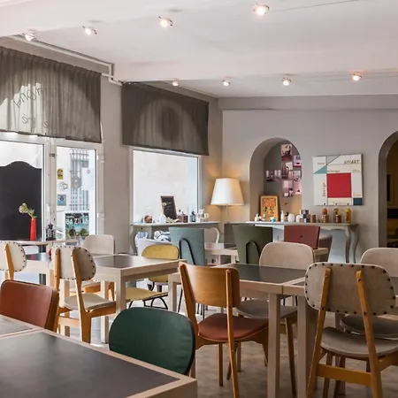 Hôtel Edmond Rostand-2