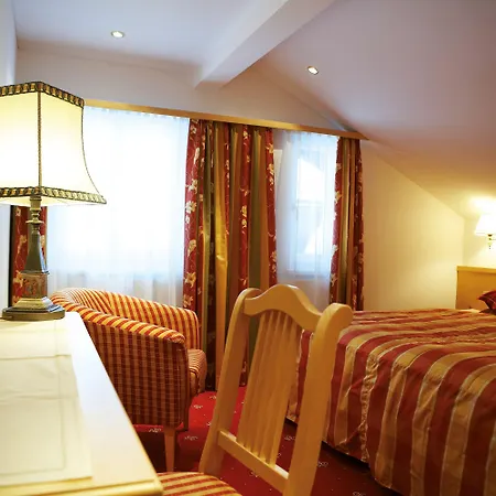 Hotel Tannbergerhof Im Zentrum Von Lech-3