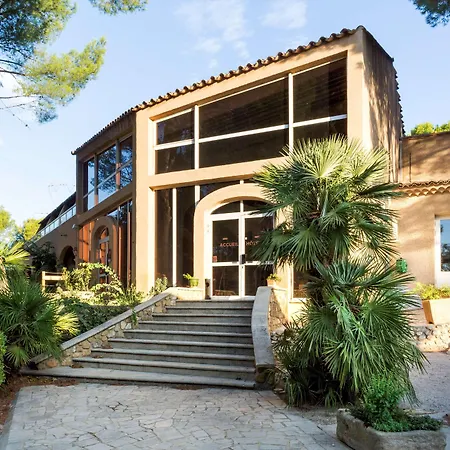 Best Western Domaine De Roquerousse-2