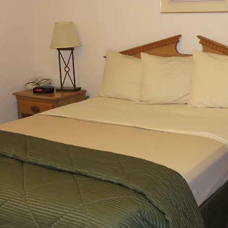 Silver Saddle Motel-3