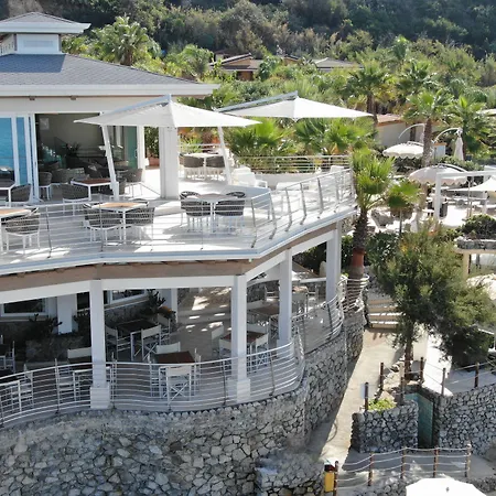 Baia Del Godano Resort & Spa-2
