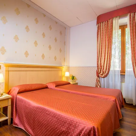 Hotel Arco Di Travertino-3