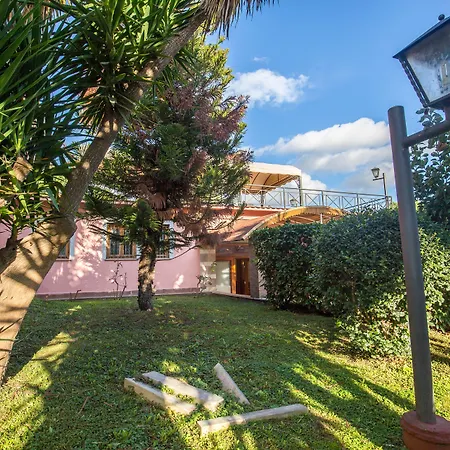 Hotel Arco Di Travertino-2