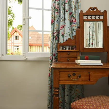 Hôtel Le Saint Christophe-2