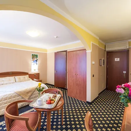 Boutique Hotel Puccini-2