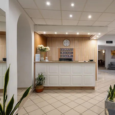 Hotel Bretagne-3