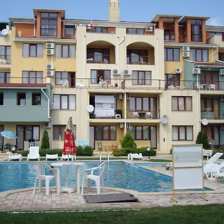 Sea Park Homes Neshkov-2