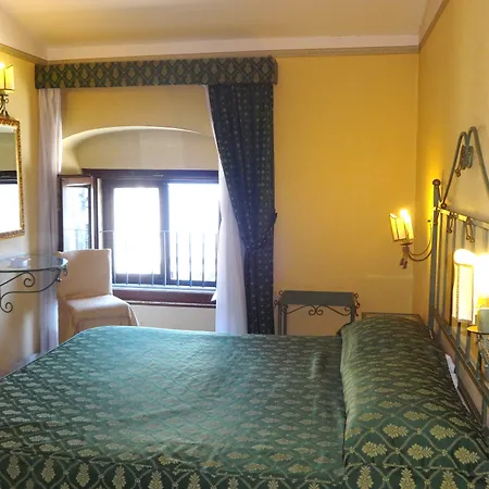Hotel Centrale Europa-2