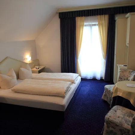 Hotel Garni Hubertus-Nostalgie & Charme-3