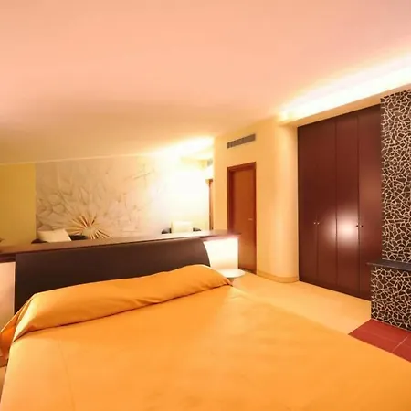 Grand Hotel Paradiso-2