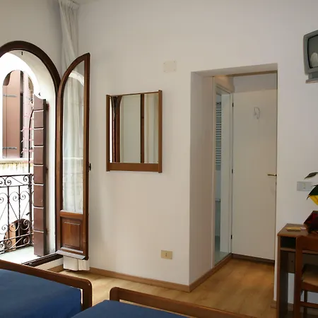 Hotel Caprera-3