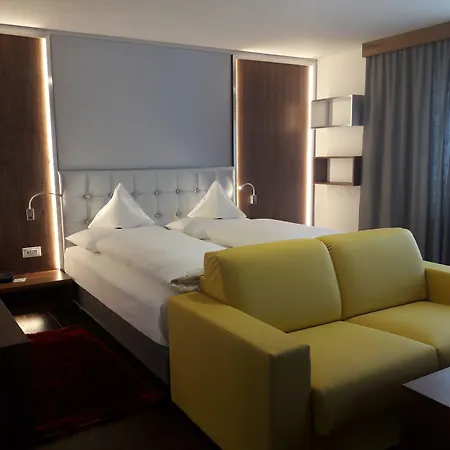 Ruster Resort-3