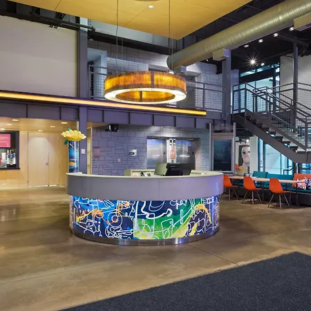 Aloft By Marriott Birmingham Soho Square-3