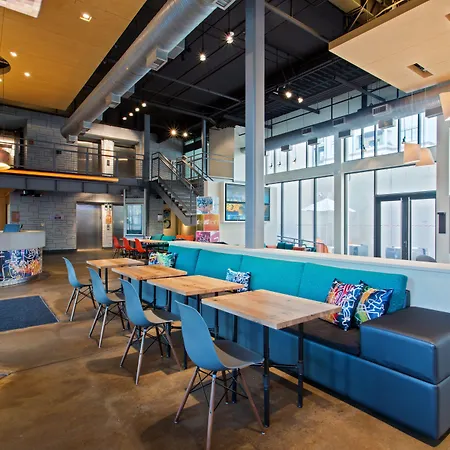 Aloft By Marriott Birmingham Soho Square-3