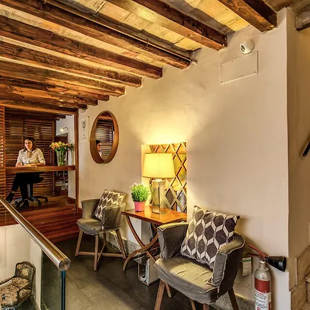 Trevi Beau Boutique Hotel-2