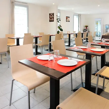 Sejours & Affaires Rennes Villa Camilla-3