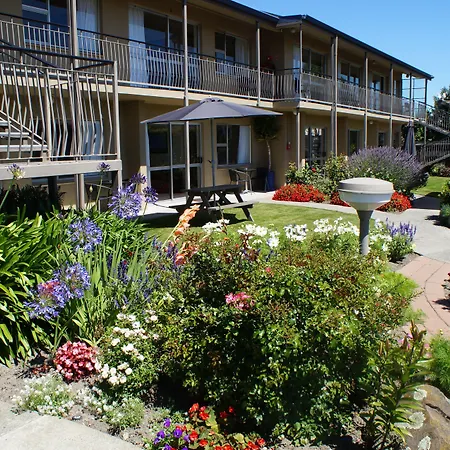 Taylors Motel-2