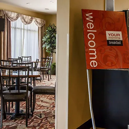 Comfort Suites Jackson-Cape Girardeau-2