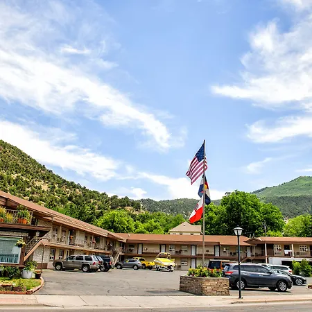 Glenwood Springs Inn-3