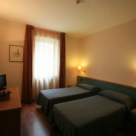 Hotel Roma-2