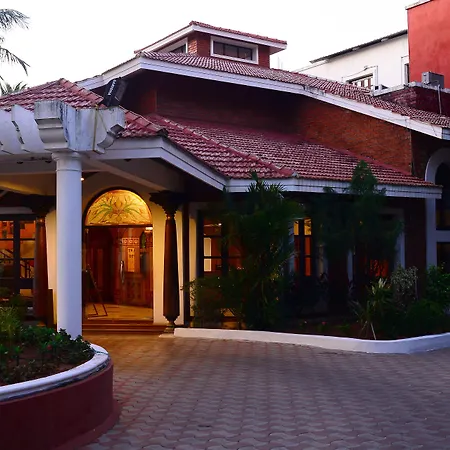 Green Coconut Resort-3