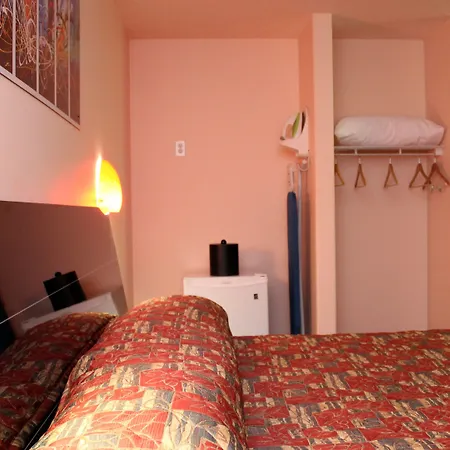 Crystal Star Inn Edmonton Airport With Free Shuttle To And From Airport-2