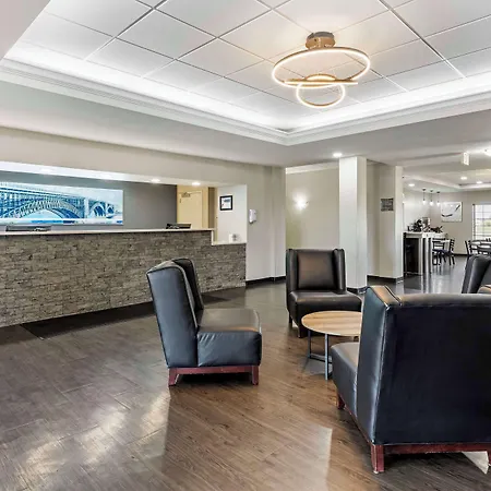 Best Western Plus Midamerica Hotel-3