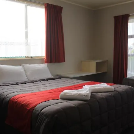 Coronation Court Motel-2
