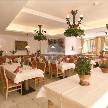 Hotel Braeuwirt-3