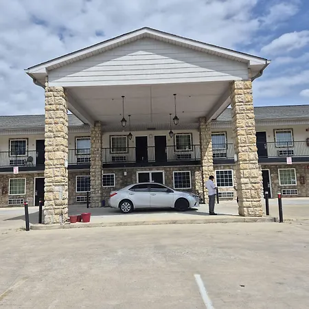 General Bragg Inn & Suites-3