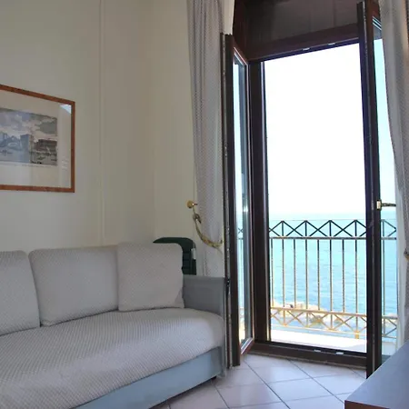 Domus Mariae Albergo-3