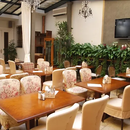 Antik Hotel Prague-2