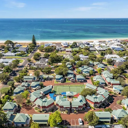 Amalfi Resort Busselton'S Best Kept Secret-3
