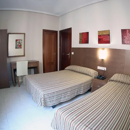 Hostal Atocha Almudena Martin-2
