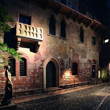 Relais Balcone Di Giulietta-2