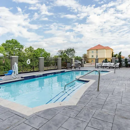 Holiday Inn Express Houston-Alvin By Ihg-3