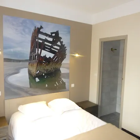 Hotel Bristol Union Intra Muros-3