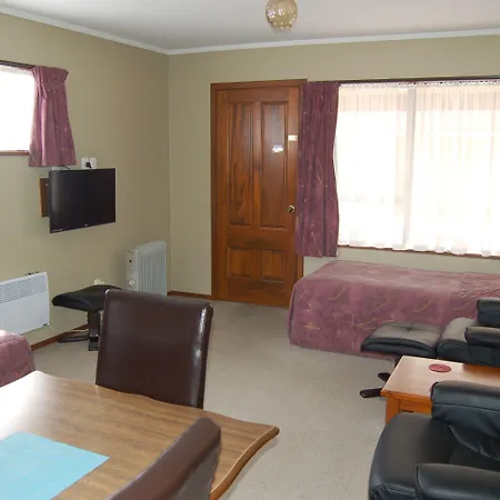 Carisbrook Motel-2