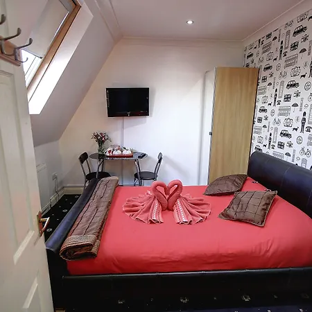 Beaconsfield Hotel-2