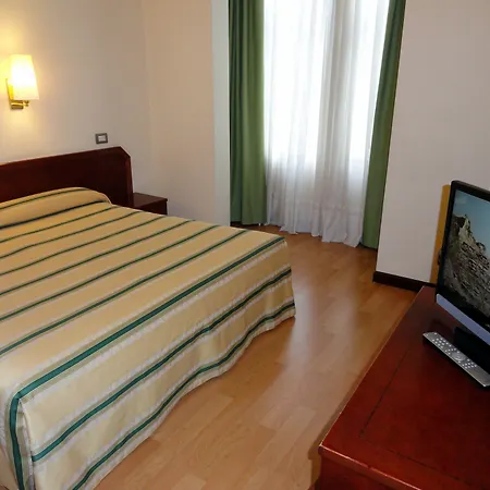 Hotel Compostela Vigo-2