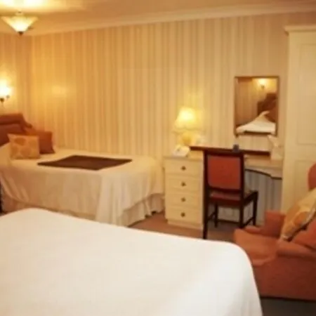 The Chudleigh-3